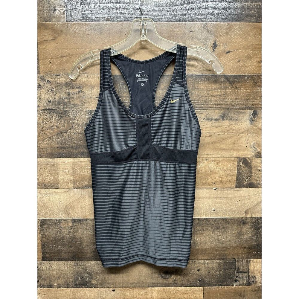 Set of Nike Dri-Fit Women's Racerback Tank Tops‎ Size Small